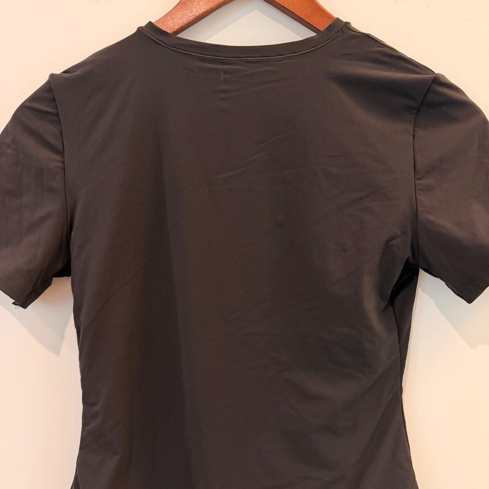 Quince Bodysuit Second Skin T Shirt Crewneck Stretch Travel Date Black Med NWT - Picture 7 of 9